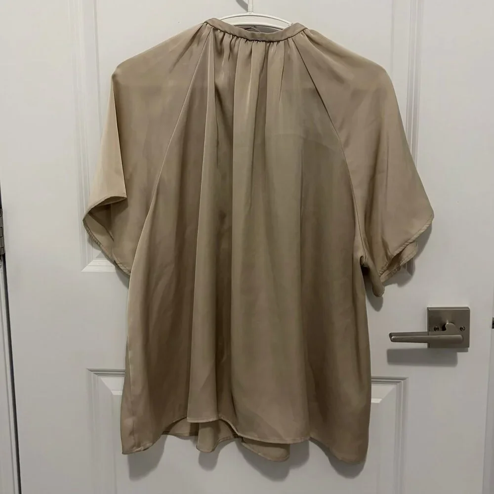 H&M Flowy Tie-Neck Blouse - Picture 6 of 7